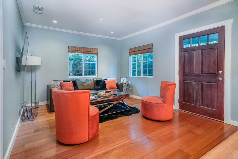 Stylish 2 Bed & 2 Bath At The Heart Of Hollywood With Free Parking - One Car Only Daire Los Angeles Dış mekan fotoğraf