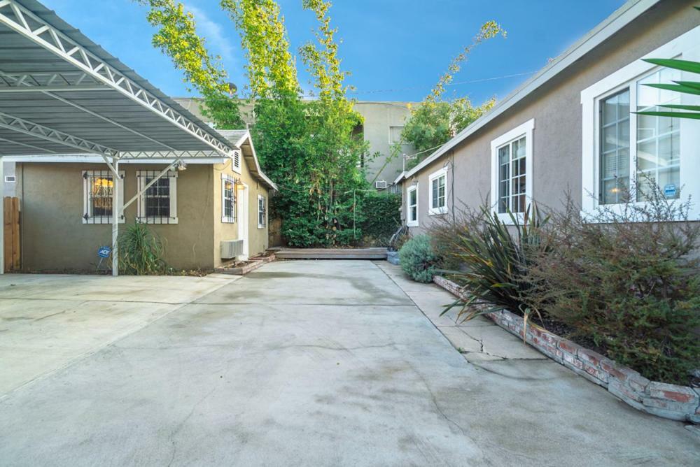 Stylish 2 Bed & 2 Bath At The Heart Of Hollywood With Free Parking - One Car Only Daire Los Angeles Dış mekan fotoğraf